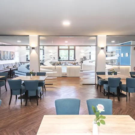 New Work Hotel