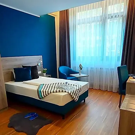 New Work Hotel 3*