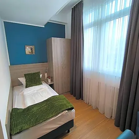 Hotel New Work 3*
