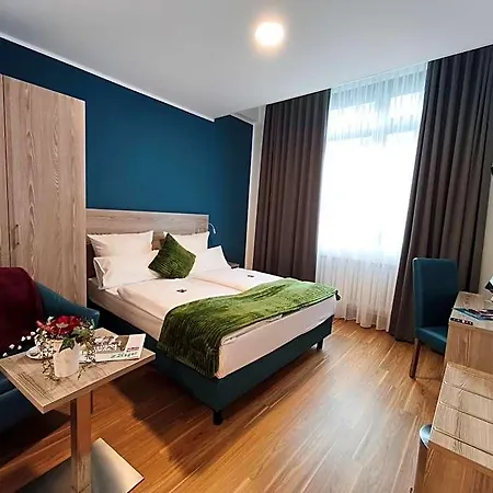 Hotel New Work 3*